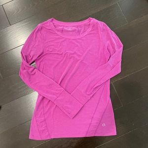 Gap Fit workout shirt